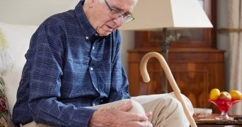 Does Medicare Cover Hip and Knee Replacement Surgery